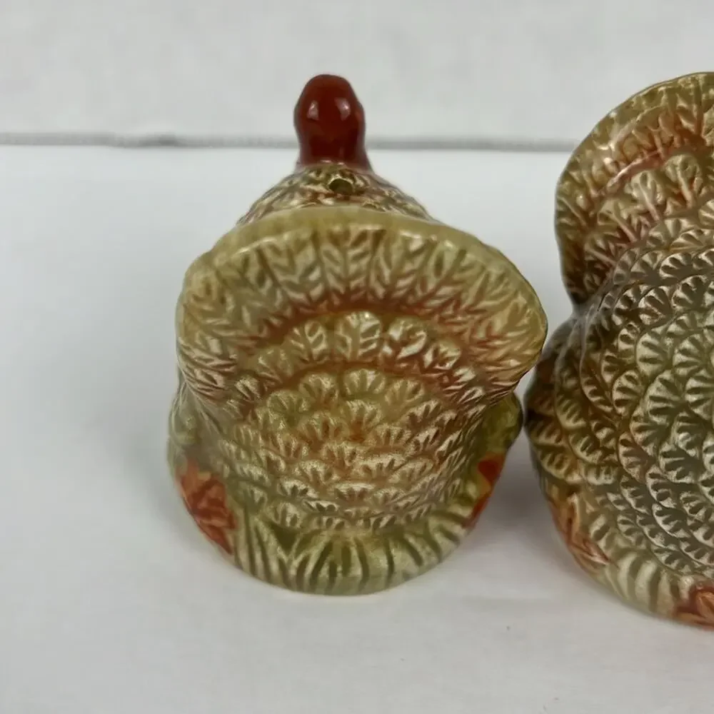 Turkey Salt Pepper Shaker Set Ceramic Brown Gold Green Thanksgiving Fall